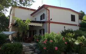 Villa Mariolina Guest House